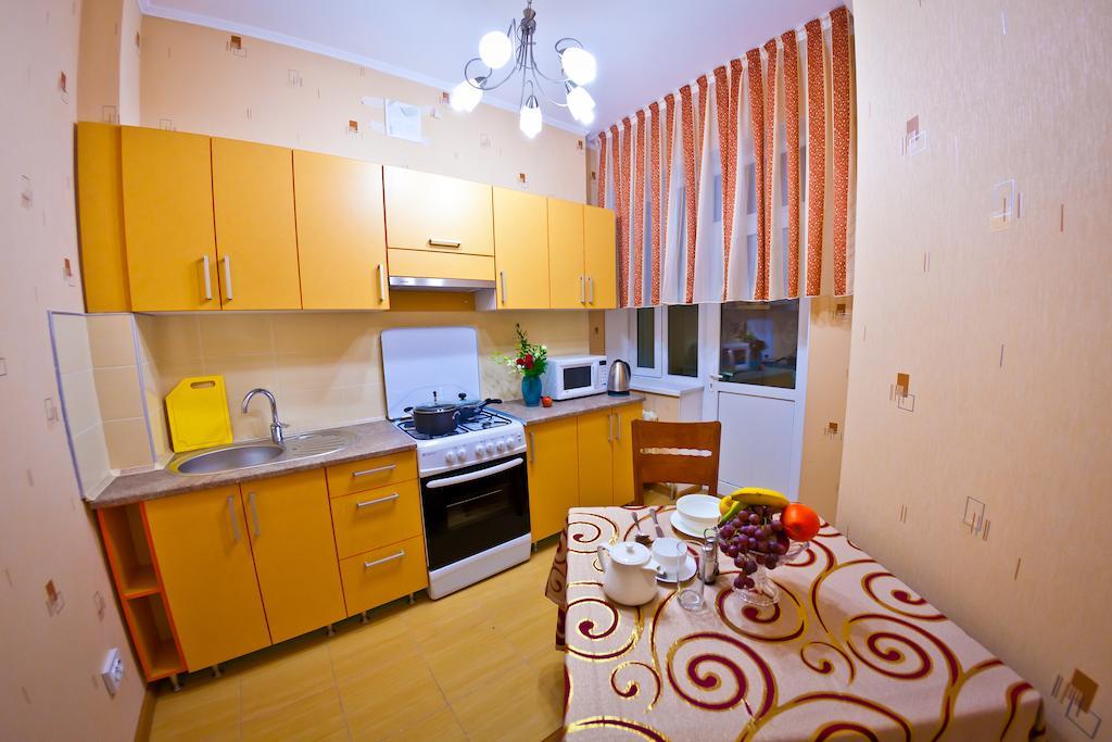 Golden Dragon Aparthotel Biskek Kültér fotó